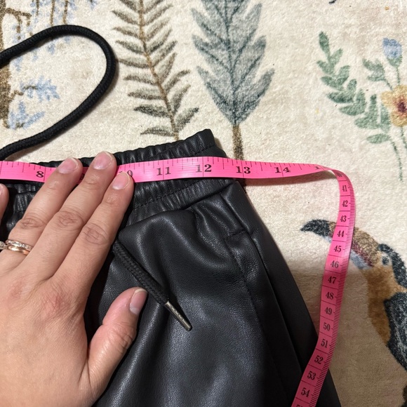 ASOS DESIGN Tall faux leather peg pant in black   US 4 Tall - Picture 7 of 10